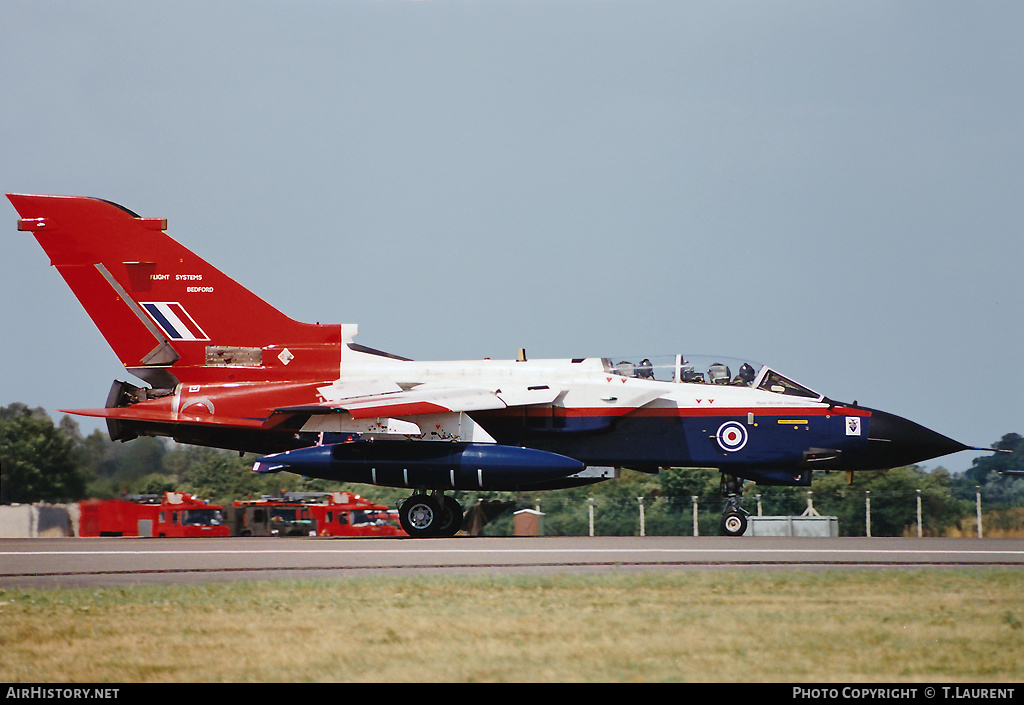 Aircraft Photo of ZA326 | Panavia Tornado GR1P | UK - Air Force | AirHistory.net #160767