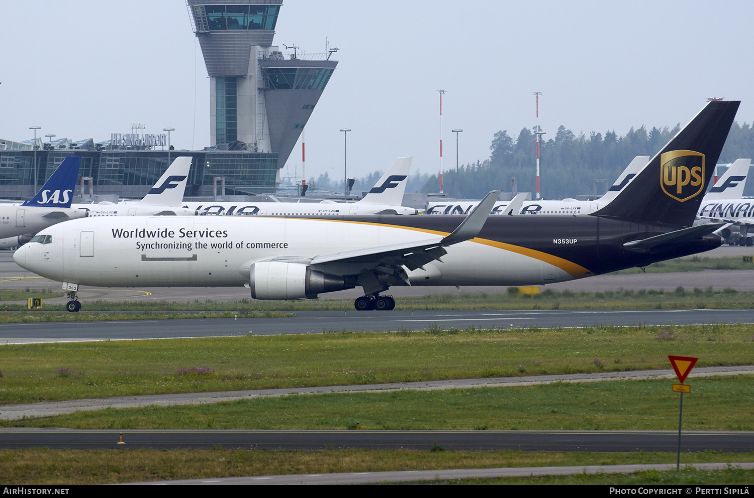 Aircraft Photo of N353UP | Boeing 767-34AF/ER | United Parcel Service - UPS | AirHistory.net #160797