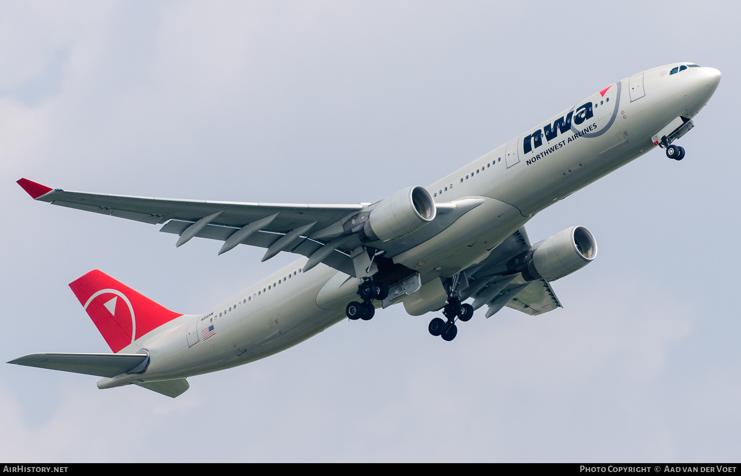 Aircraft Photo of N816NW | Airbus A330-323E | Northwest Airlines | AirHistory.net #160878