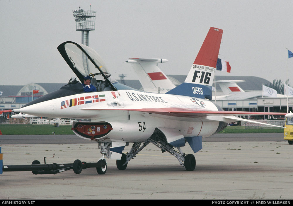 Aircraft Photo of 72-1568 | General Dynamics YF-16 Fighting Falcon | USA - Air Force | AirHistory.net