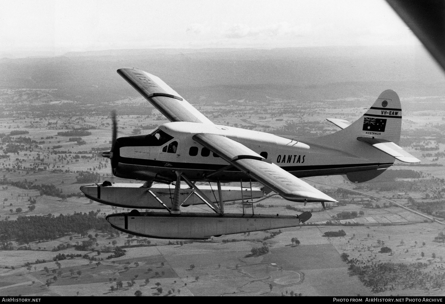 Aircraft Photo of VH-EAW | De Havilland Canada DHC-3 Otter | Qantas | AirHistory.net #161107
