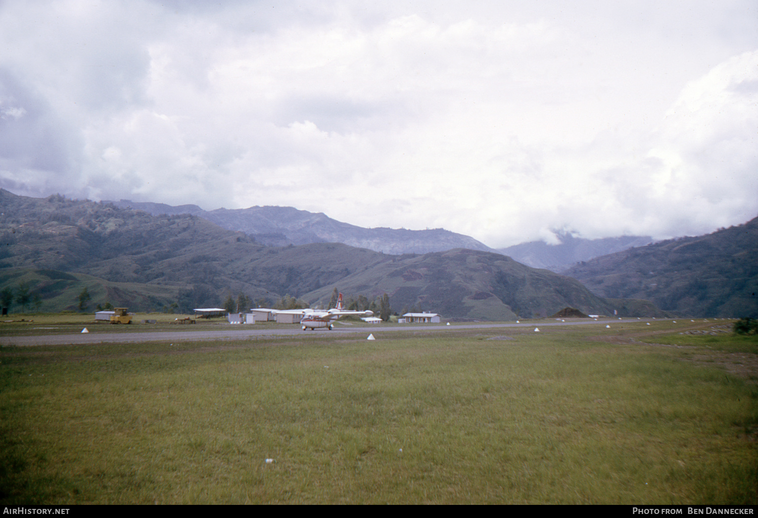 Airport photo of Kundiawa - Chimbu (AYCH / CMU) in Papua New Guinea | AirHistory.net #161140