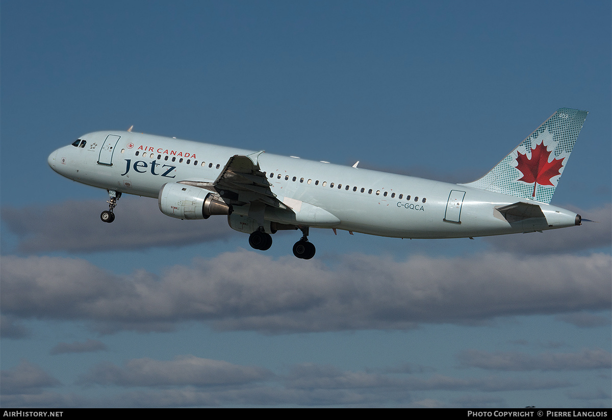 Aircraft Photo of C-GQCA | Airbus A320-211 | Air Canada Jetz | AirHistory.net #161192