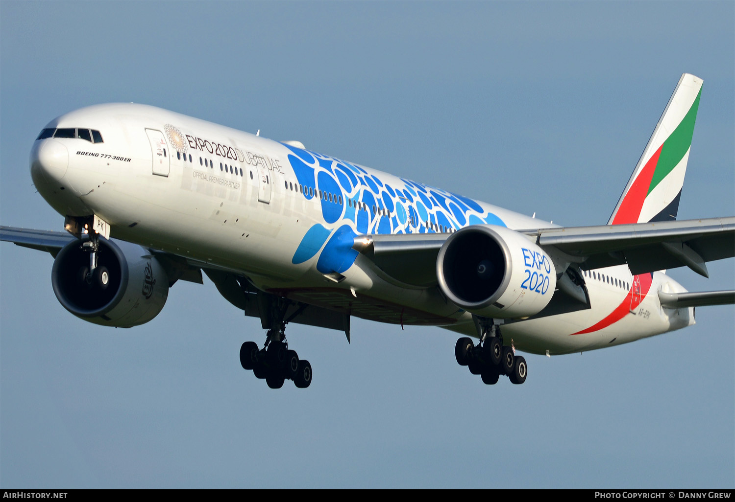Aircraft Photo of A6-EPK | Boeing 777-31H/ER | Emirates | AirHistory.net #161268