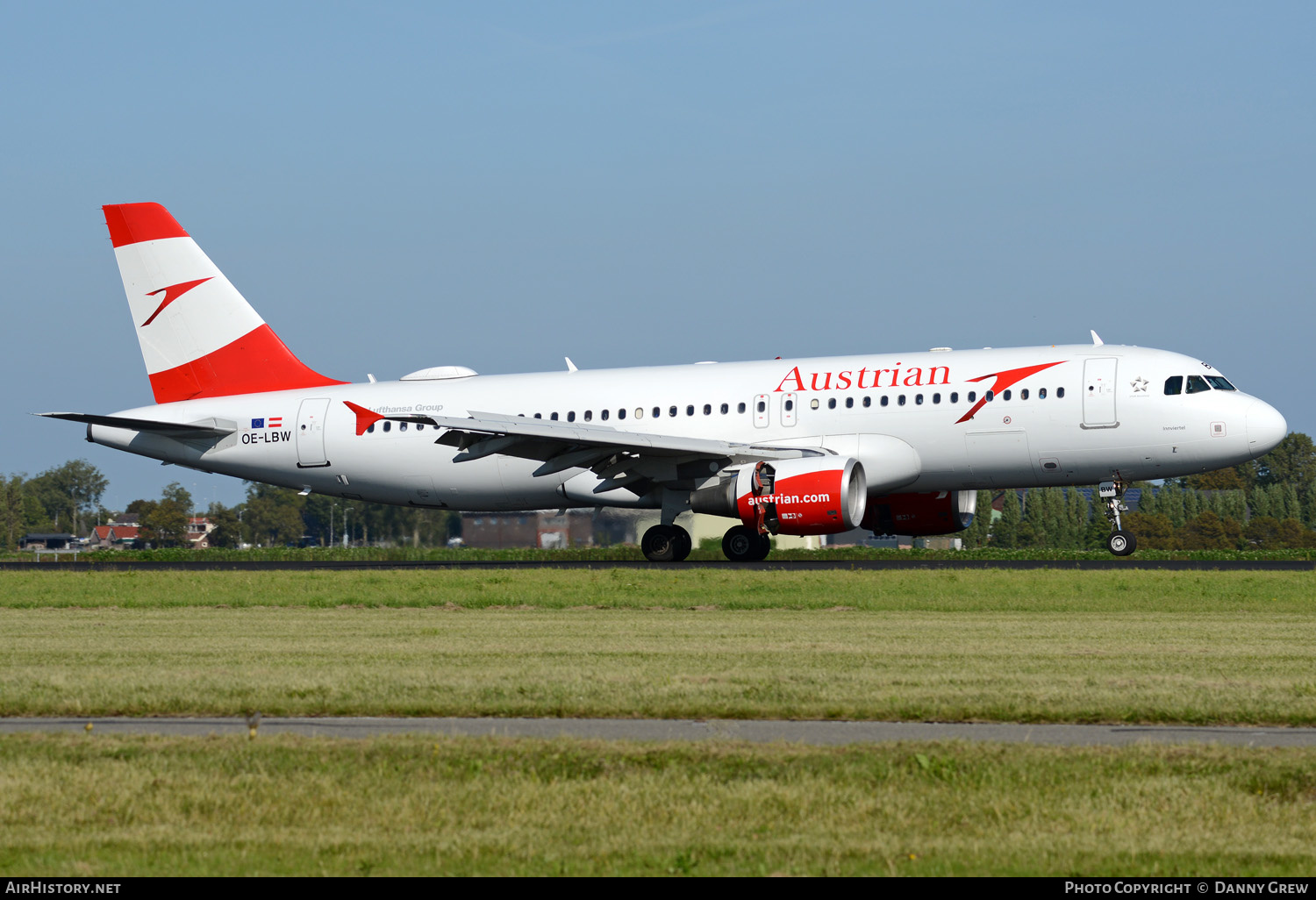 Aircraft Photo of OE-LBW | Airbus A320-214 | Austrian Airlines | AirHistory.net #161285