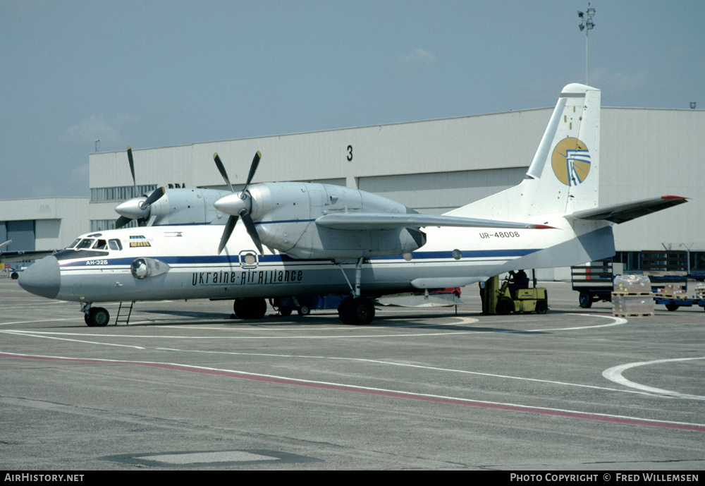 Aircraft Photo of UR-48008 | Antonov An-32B | Ukraine Air Alliance | AirHistory.net #161318