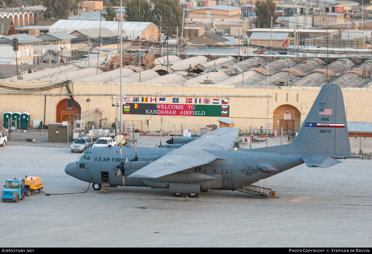 Aircraft Photo of 74-1675 / 41675 | Lockheed C-130H Hercules | USA - Air Force | AirHistory.net #161375