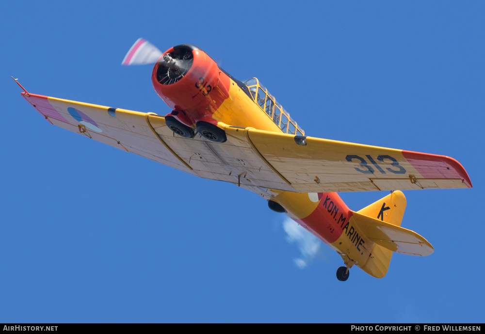 Aircraft Photo of PH-TXN / 313 | North American AT-6A Texan | Netherlands - Navy | AirHistory.net #161440