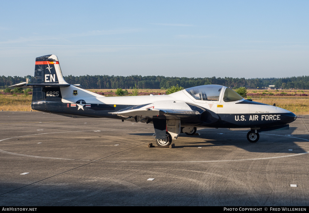 Aircraft Photo of 65-10825 / AF65-825 | Cessna T-37B Tweety Bird | USA - Air Force | AirHistory.net #161453