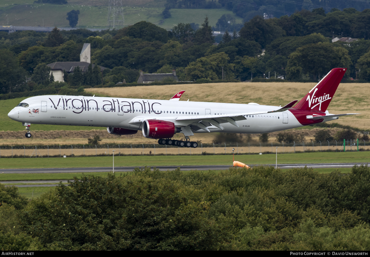 Aircraft Photo of G-VLUX | Airbus A350-1041 | Virgin Atlantic Airways | AirHistory.net #161484