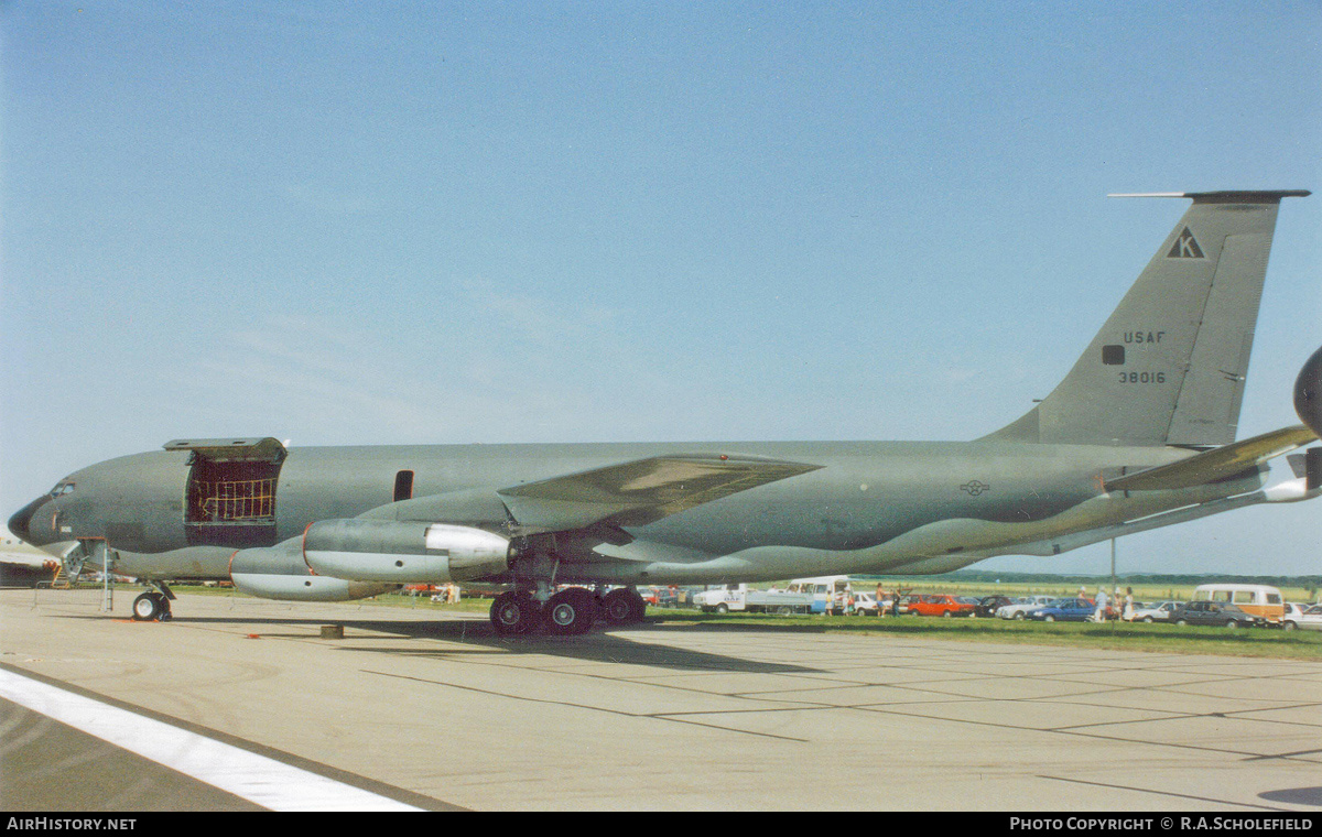 Aircraft Photo of 63-8016 / 38016 | Boeing KC-135A Stratotanker | USA - Air Force | 379 Wing | AirHistory.net #161517