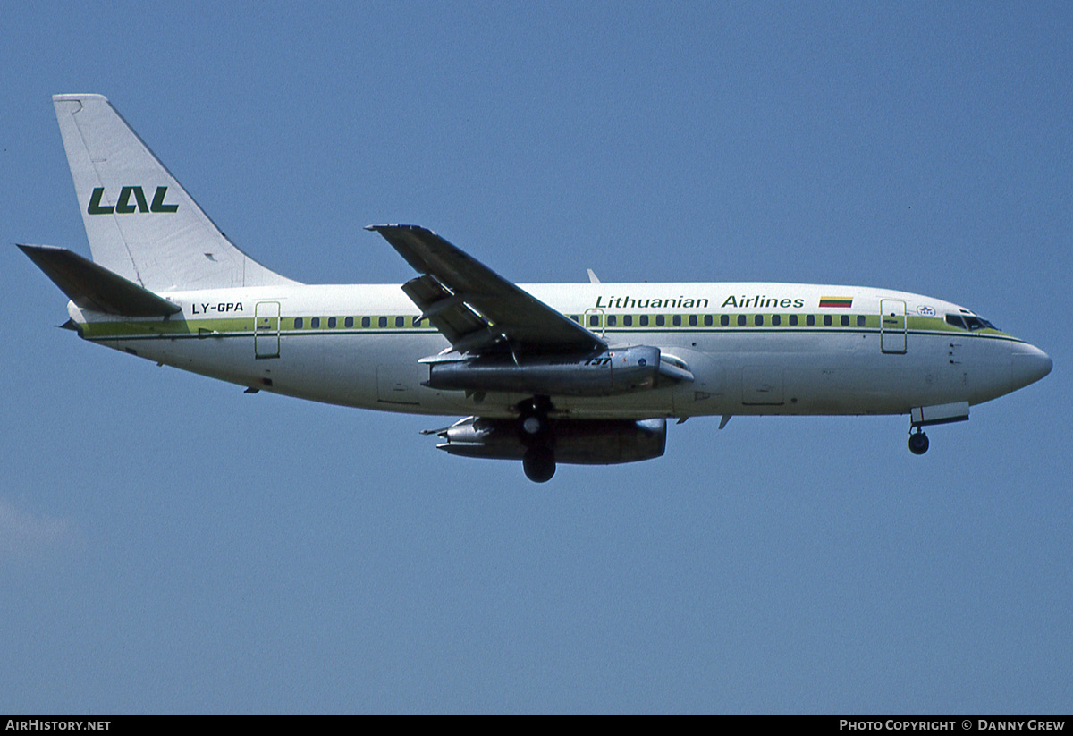Aircraft Photo of LY-GPA | Boeing 737-2Q8/Adv | Lithuanian Airlines | AirHistory.net #161566