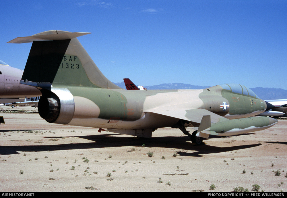 Aircraft Photo of 57-1323 / 71323 | Lockheed F-104D Starfighter | USA - Air Force | AirHistory.net