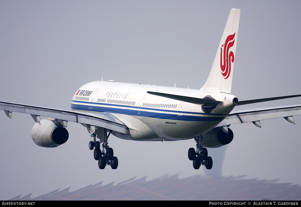 Aircraft Photo of B-6071 | Airbus A330-243 | Air China | AirHistory.net #161684