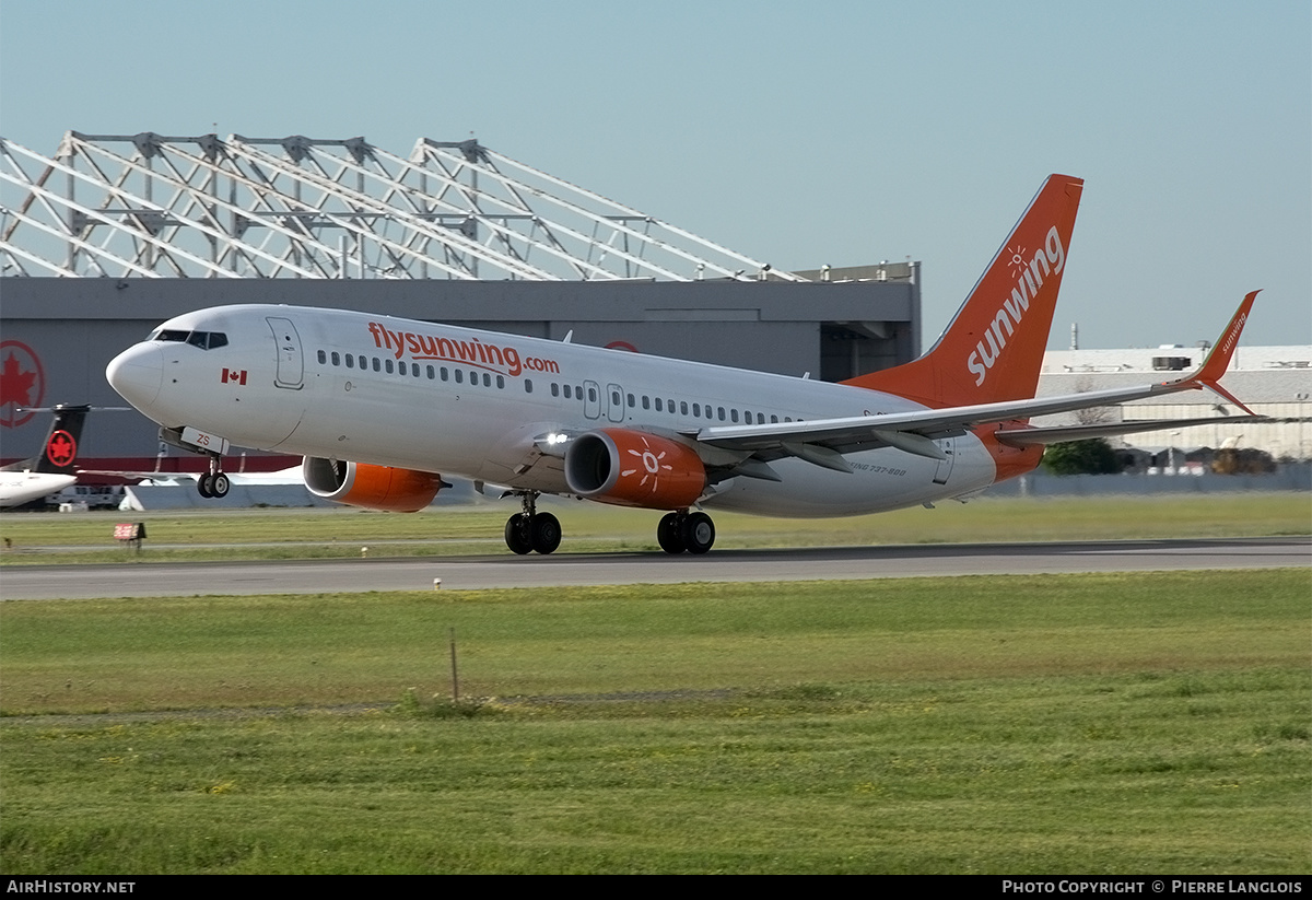 Aircraft Photo of C-GBZS | Boeing 737-8SH | Sunwing Airlines | AirHistory.net #161710