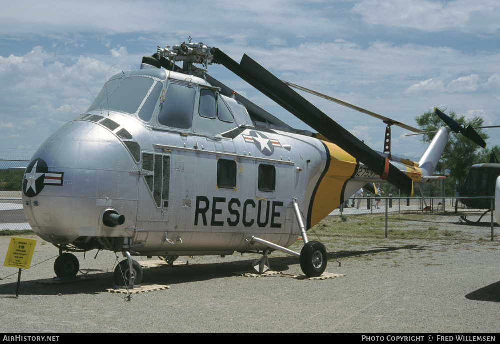 Aircraft Photo of 52-7537 / 27537 | Sikorsky HH-19B Chickasaw (S-55D) | USA - Air Force | AirHistory.net #161753