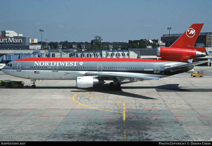 Aircraft Photo of N225NW | McDonnell Douglas DC-10-30 | Northwest Airlines | AirHistory.net #161780