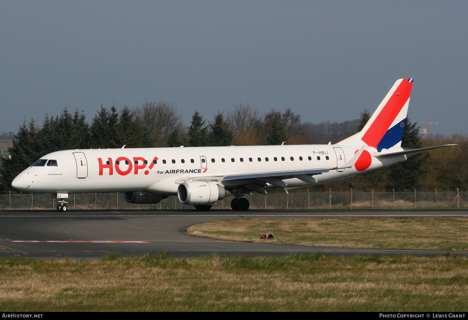 Aircraft Photo of F-HBLI | Embraer 190STD (ERJ-190-100STD) | Hop! | AirHistory.net #161802