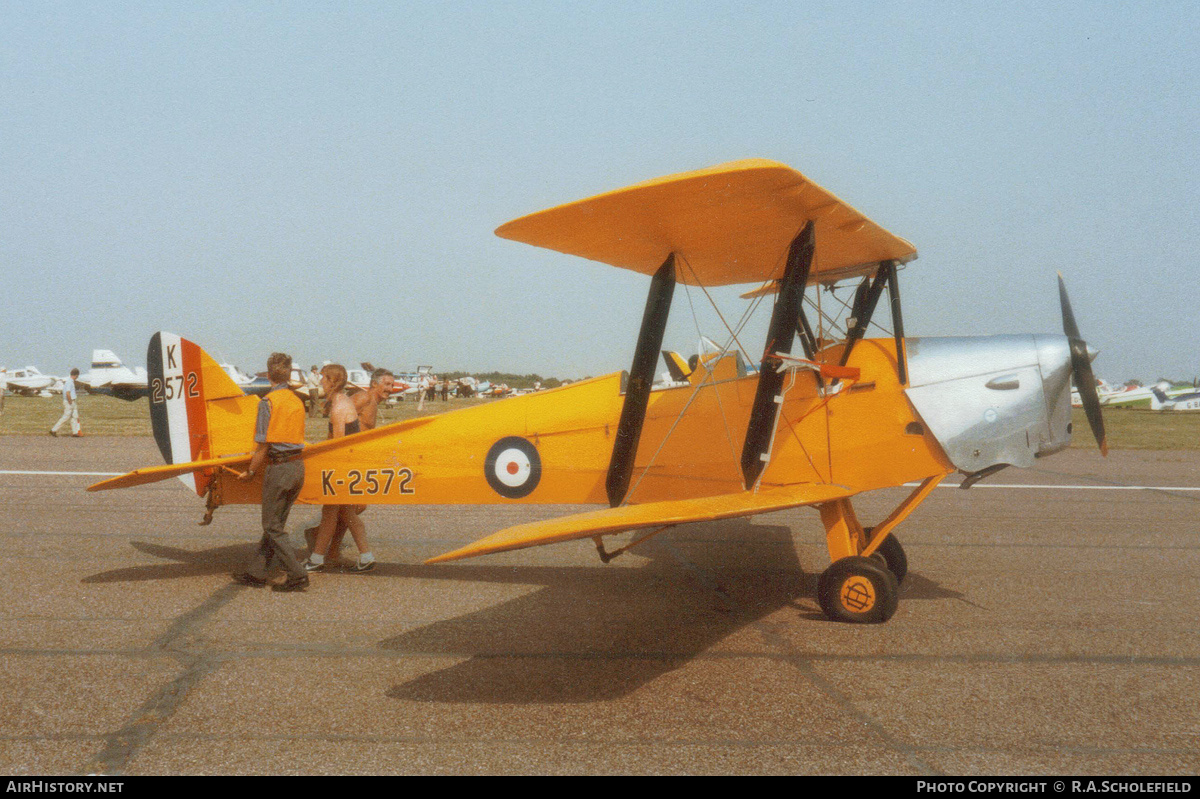 Aircraft Photo of G-AOZH / K-2572 | De Havilland D.H. 82A Tiger Moth II | UK - Air Force | AirHistory.net #161890