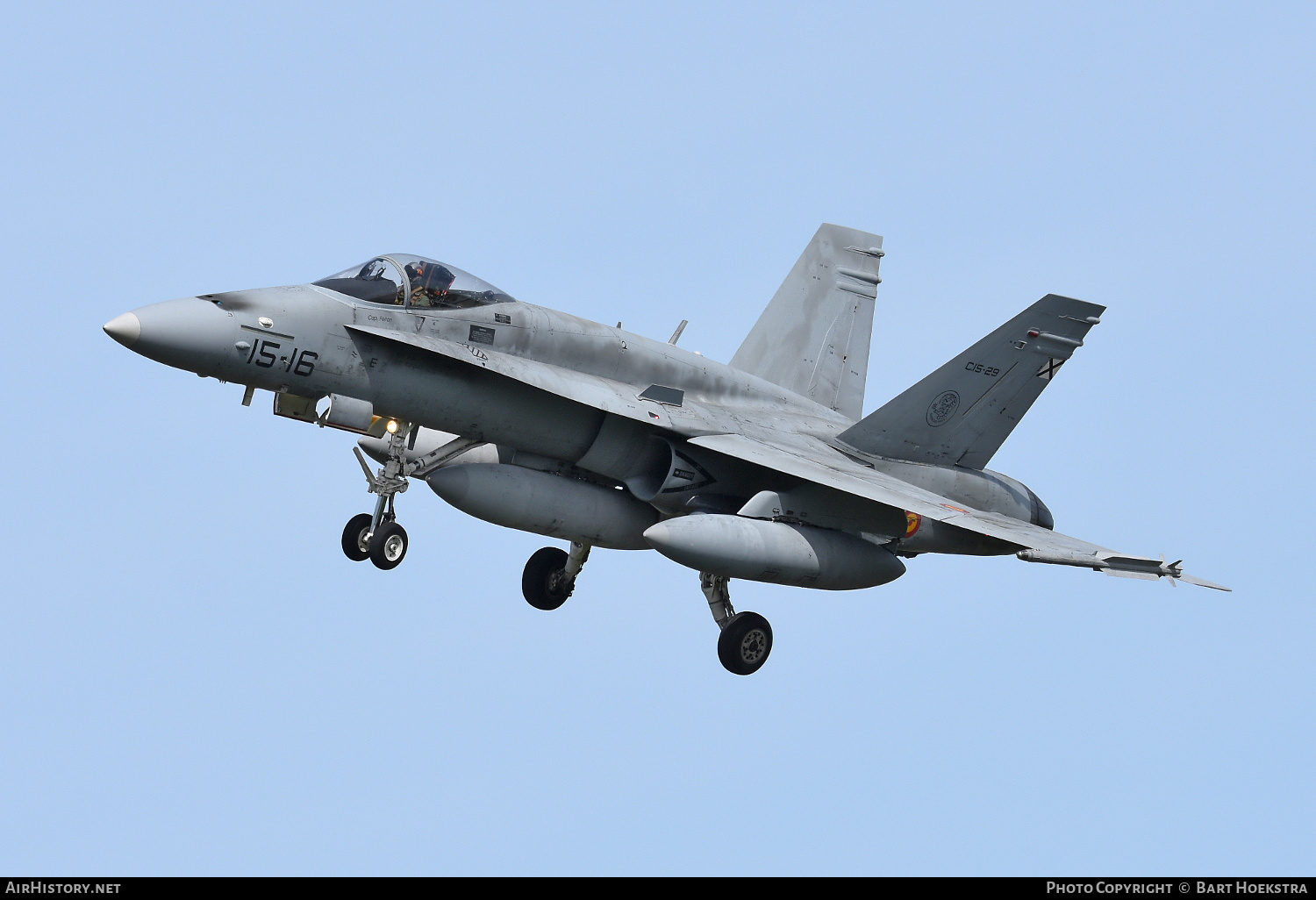 Aircraft Photo of C.15-29 | McDonnell Douglas EF-18M Hornet | Spain - Air Force | AirHistory.net #162047