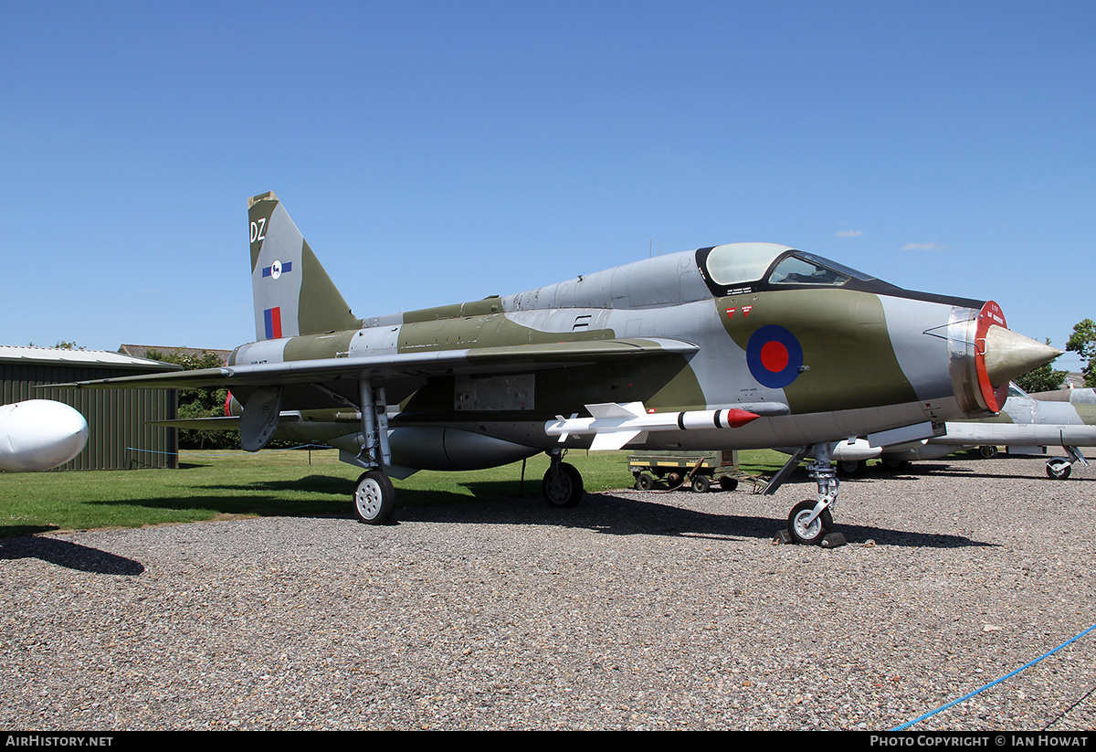 Aircraft Photo of XS417 | English Electric Lightning T5 | UK - Air Force | AirHistory.net #162087