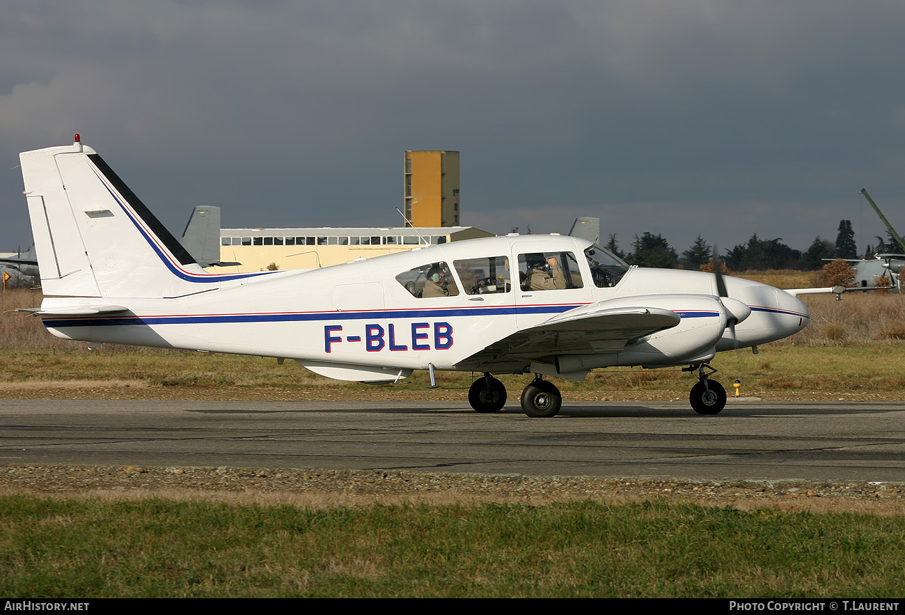 Aircraft Photo of F-BLEB | Piper PA-23-250 Aztec B | AirHistory.net #162135