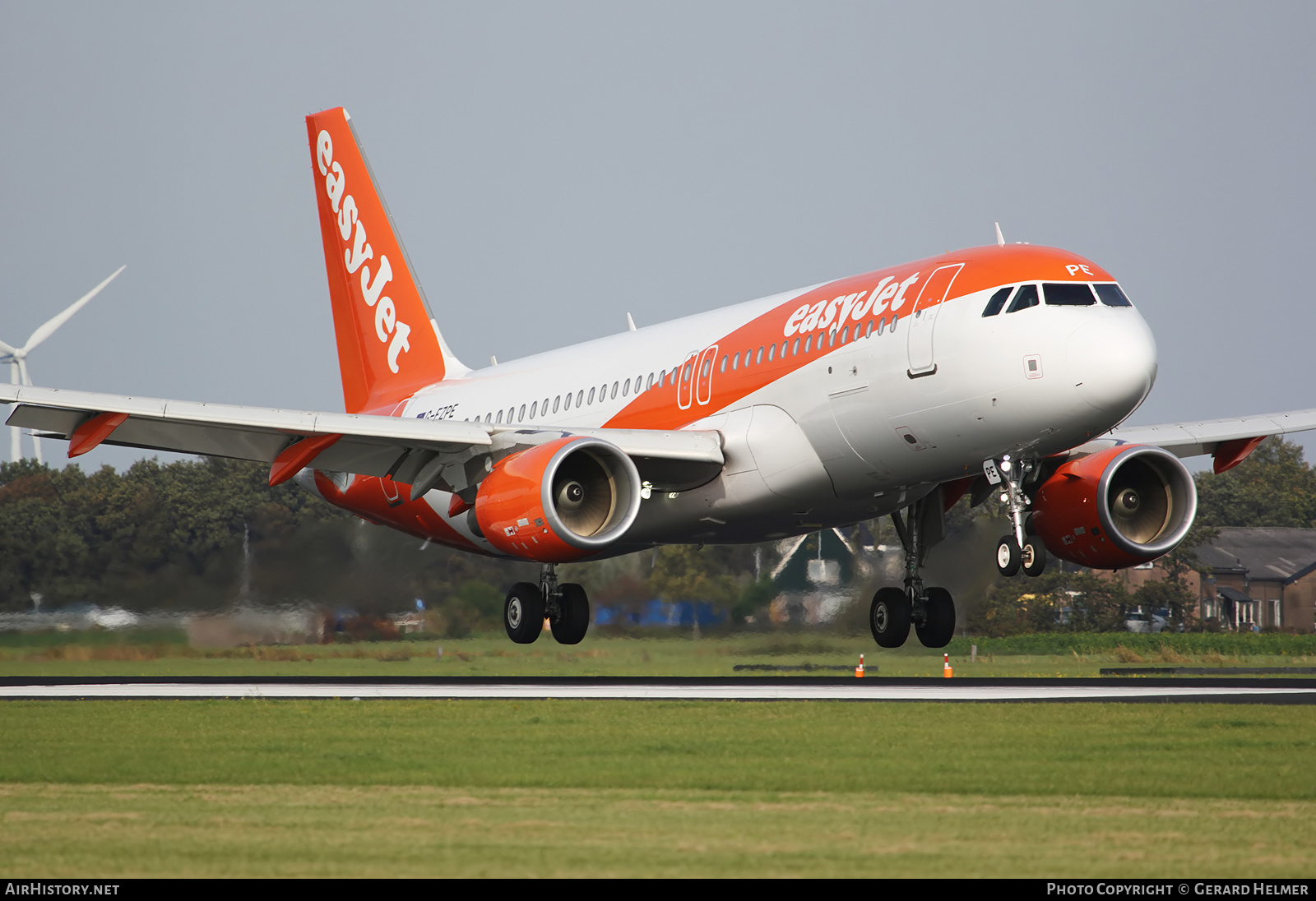 Aircraft Photo of G-EZPE | Airbus A320-214 | EasyJet | AirHistory.net #162159