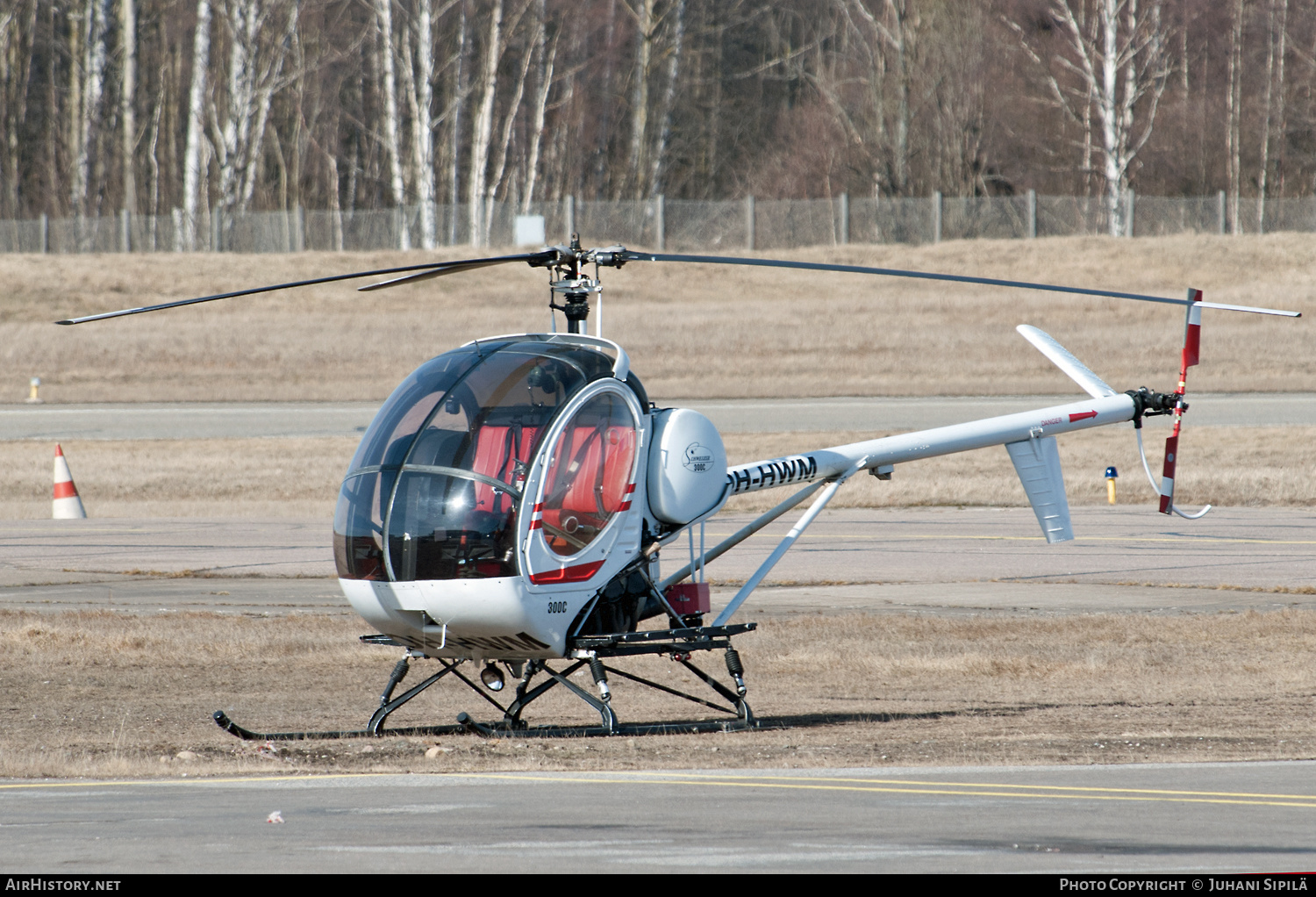 Aircraft Photo of OH-HWM | Schweizer 300C (269C) | AirHistory.net #162263