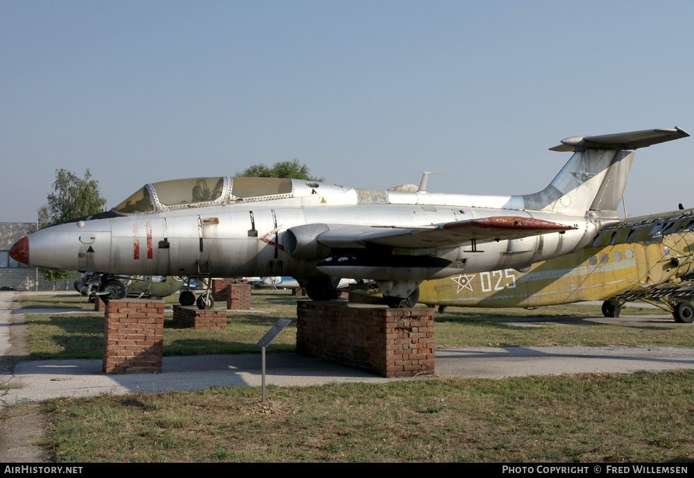 Aircraft Photo of 11 | Aero L-29 Delfin | Bulgaria - Air Force | AirHistory.net #162291