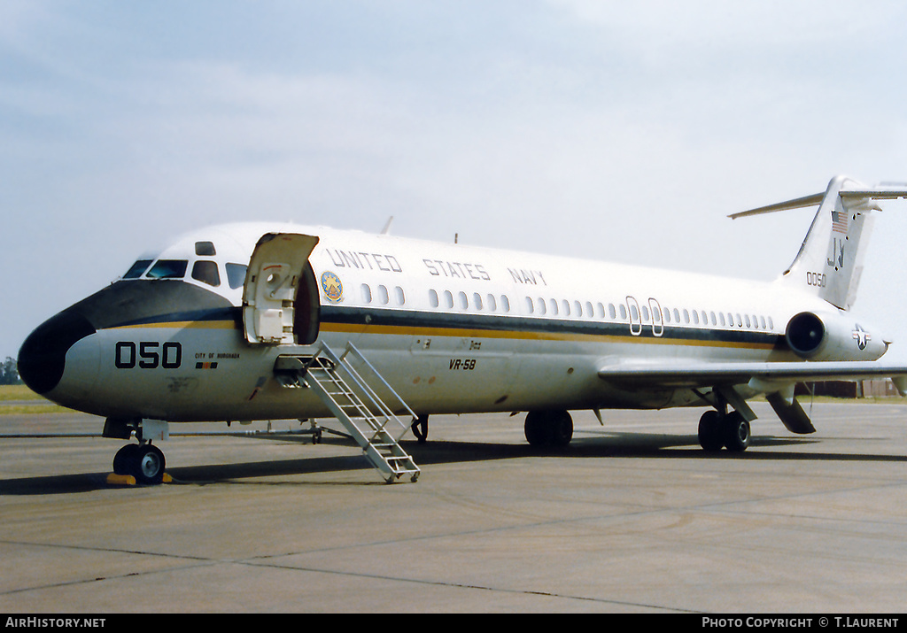 Aircraft Photo of 160050 / 0050 | McDonnell Douglas C-9B Skytrain II (DC-9-32CF) | USA - Navy | AirHistory.net #162313
