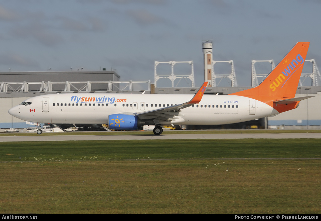 Aircraft Photo of C-FLSW | Boeing 737-8HX | Sunwing Airlines | AirHistory.net #162344