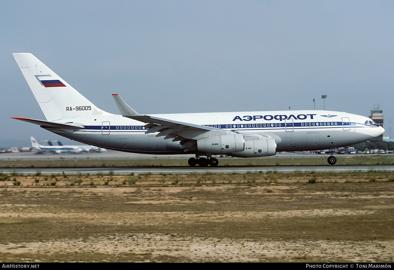 Aircraft Photo of RA-96005 | Ilyushin Il-96-300 | Aeroflot | AirHistory.net #162426