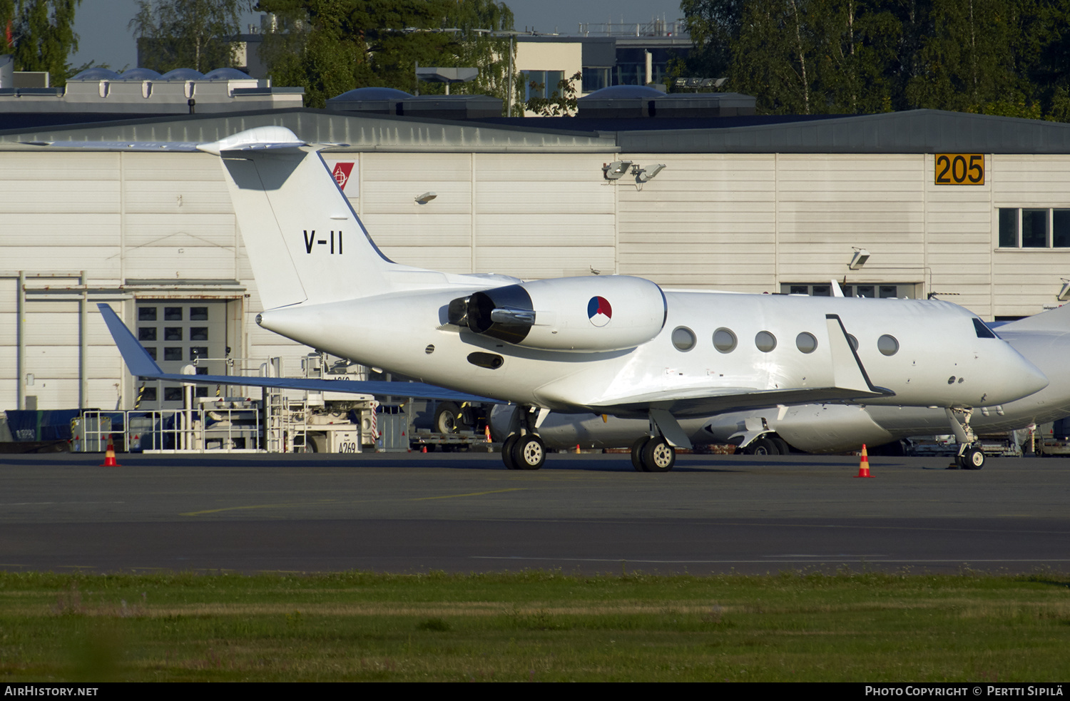 Aircraft Photo of V-11 | Gulfstream Aerospace G-IV Gulfstream IV | Netherlands - Air Force | AirHistory.net #162511
