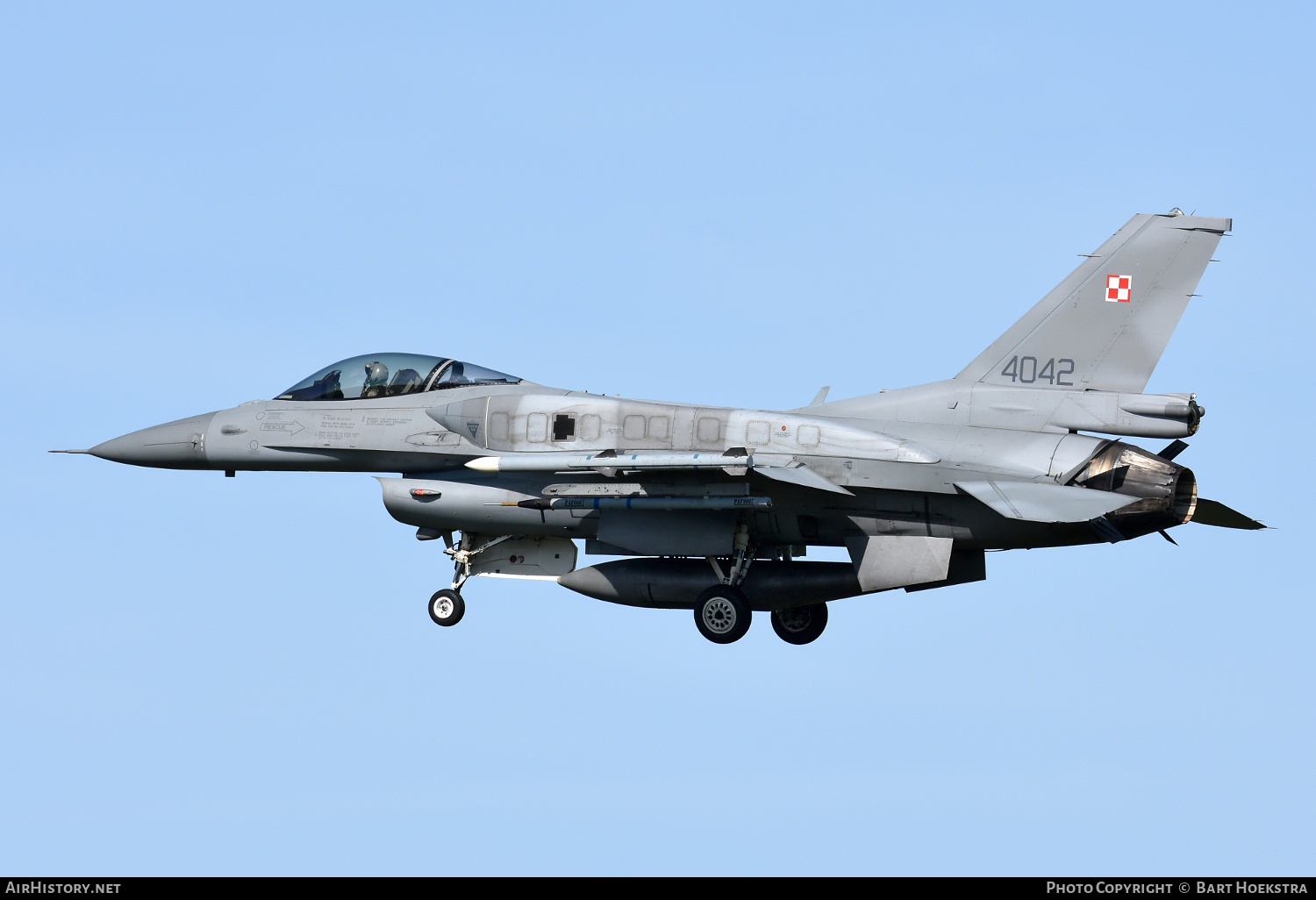 Aircraft Photo of 4042 | Lockheed Martin F-16C Fighting Falcon | Poland - Air Force | AirHistory.net #162623