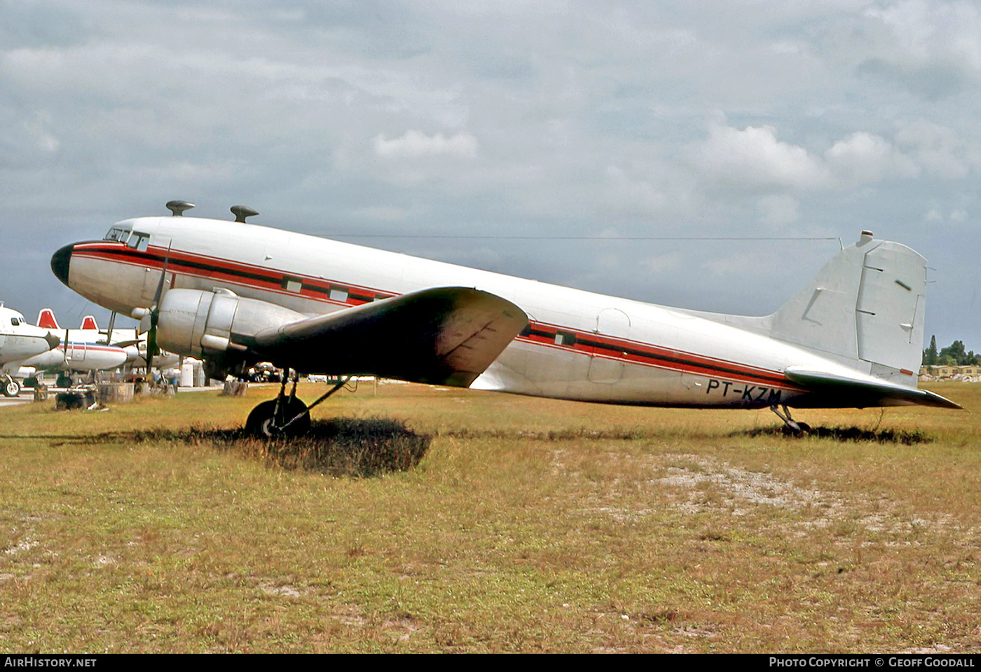 Aircraft Photo of PT-KZM | Douglas DC-3(C) | AirHistory.net #162659