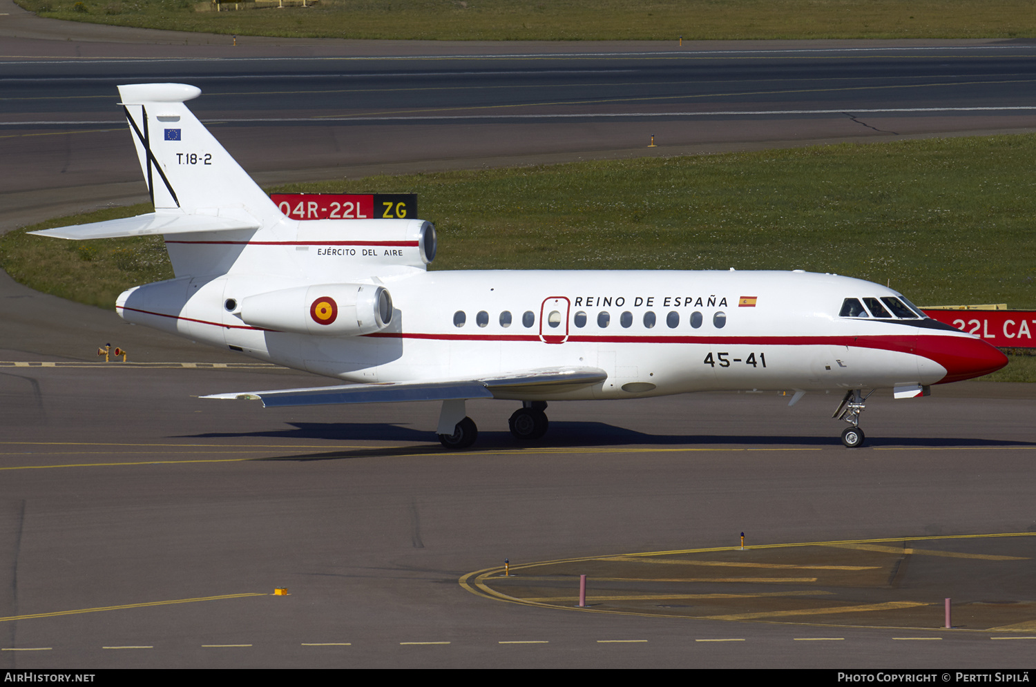 Aircraft Photo of T18-2 | Dassault Falcon 900B | Spain - Air Force | AirHistory.net #162676