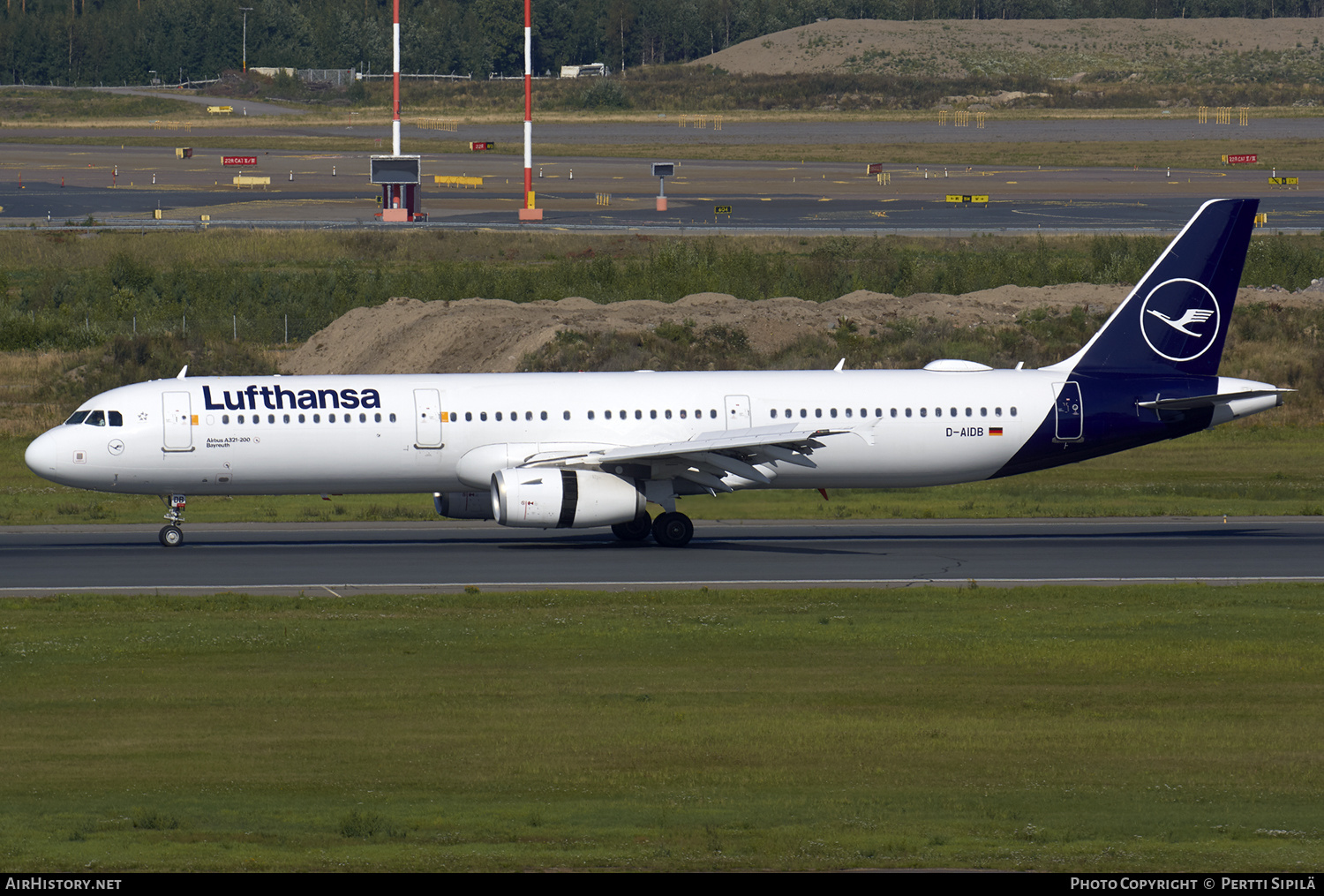 Aircraft Photo of D-AIDB | Airbus A321-231 | Lufthansa | AirHistory.net #162688