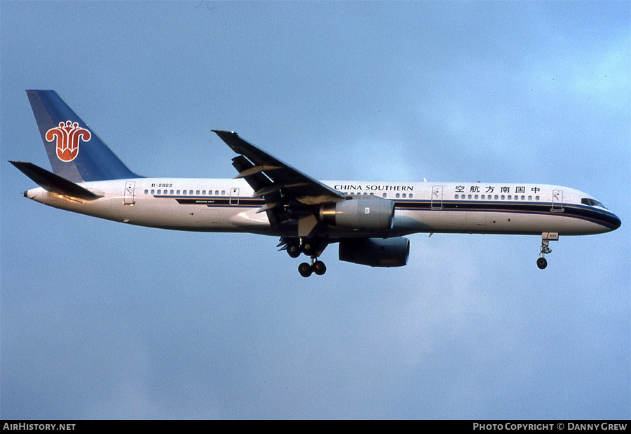 Aircraft Photo of B-2822 | Boeing 757-21B | China Southern Airlines | AirHistory.net #162869