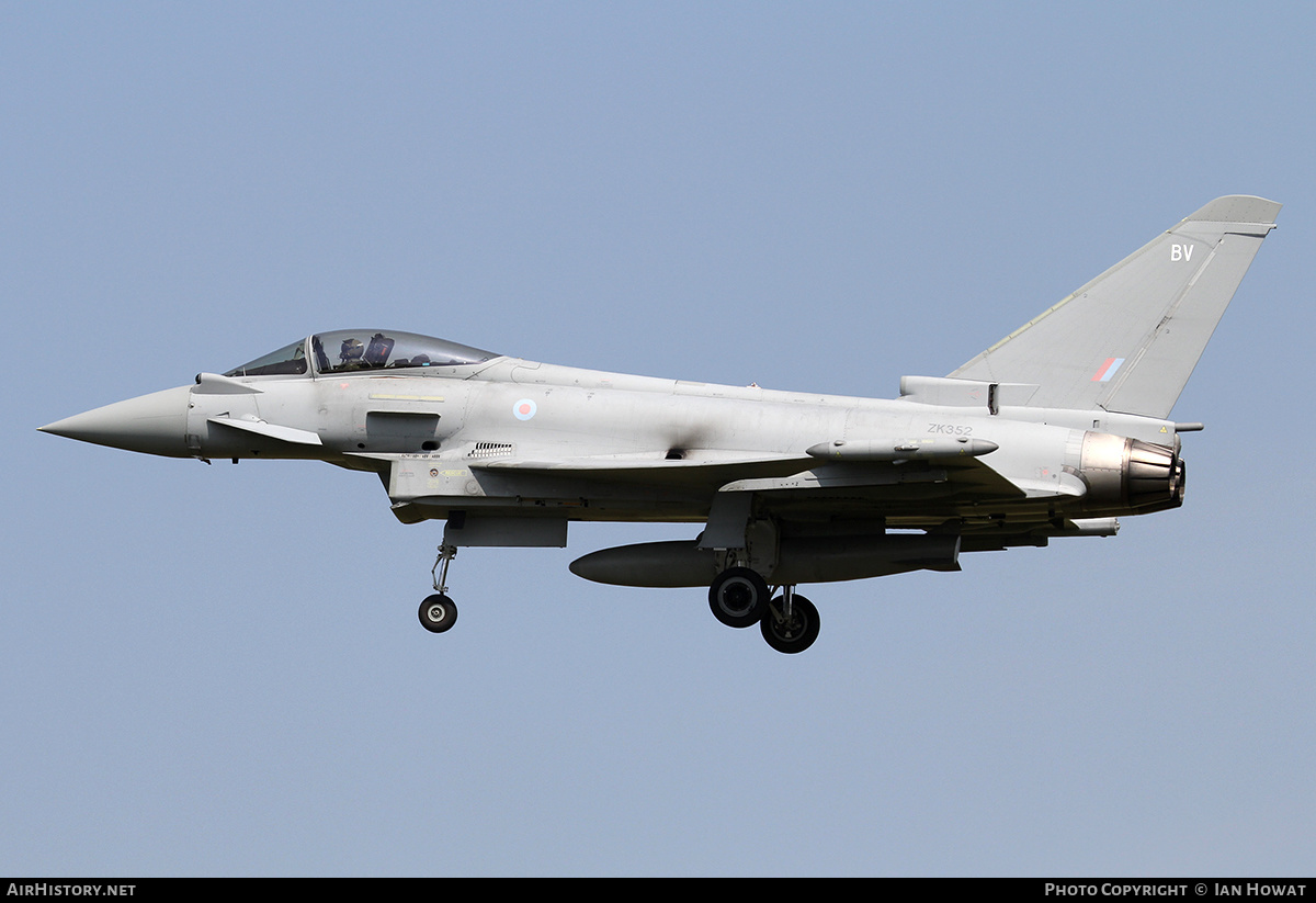 Aircraft Photo of ZK352 | Eurofighter EF-2000 Typhoon FGR4 | UK - Air Force | AirHistory.net #162893