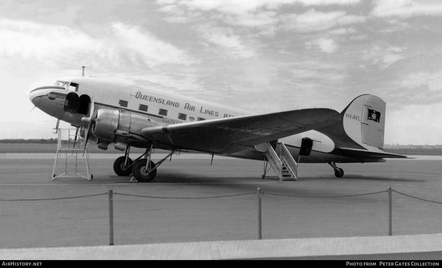 Aircraft Photo of VH-AVL | Douglas DC-3(C) | Queensland Airlines - QAL | AirHistory.net #163134