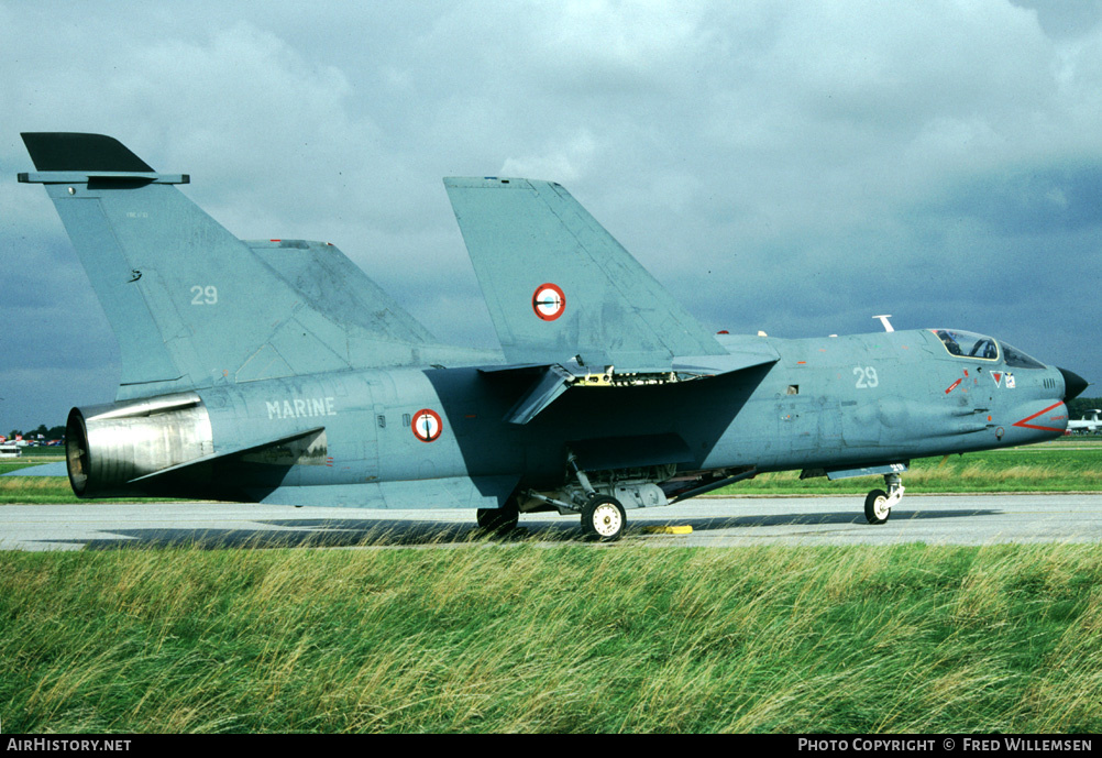 Aircraft Photo of 29 | Vought F-8P Crusader | France - Navy | AirHistory.net #163190