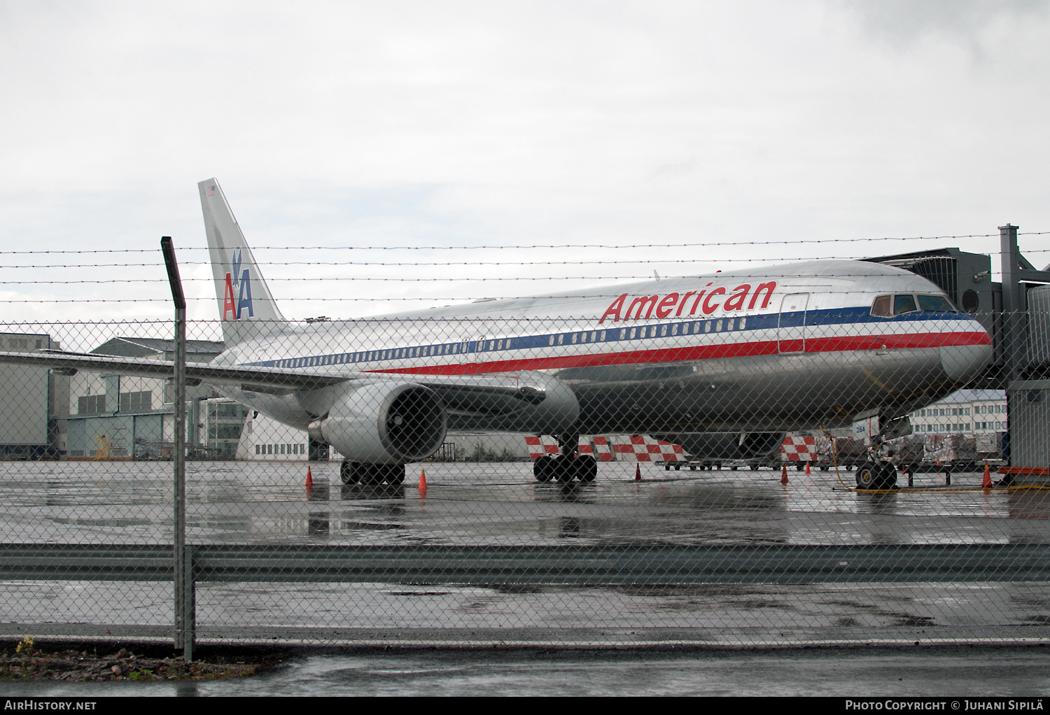 Aircraft Photo of N39364 | Boeing 767-323/ER | American Airlines | AirHistory.net #163222