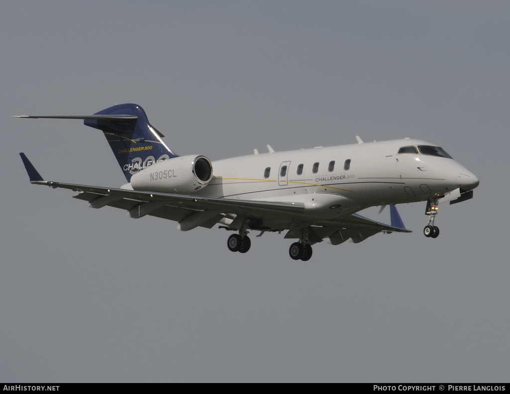 Aircraft Photo of N305CL | Bombardier Challenger 300 (BD-100-1A10) | AirHistory.net #163236