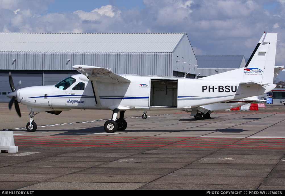Aircraft Photo of PH-BSU | Cessna 208B Grand Caravan | Skydive Rotterdam | AirHistory.net #163297
