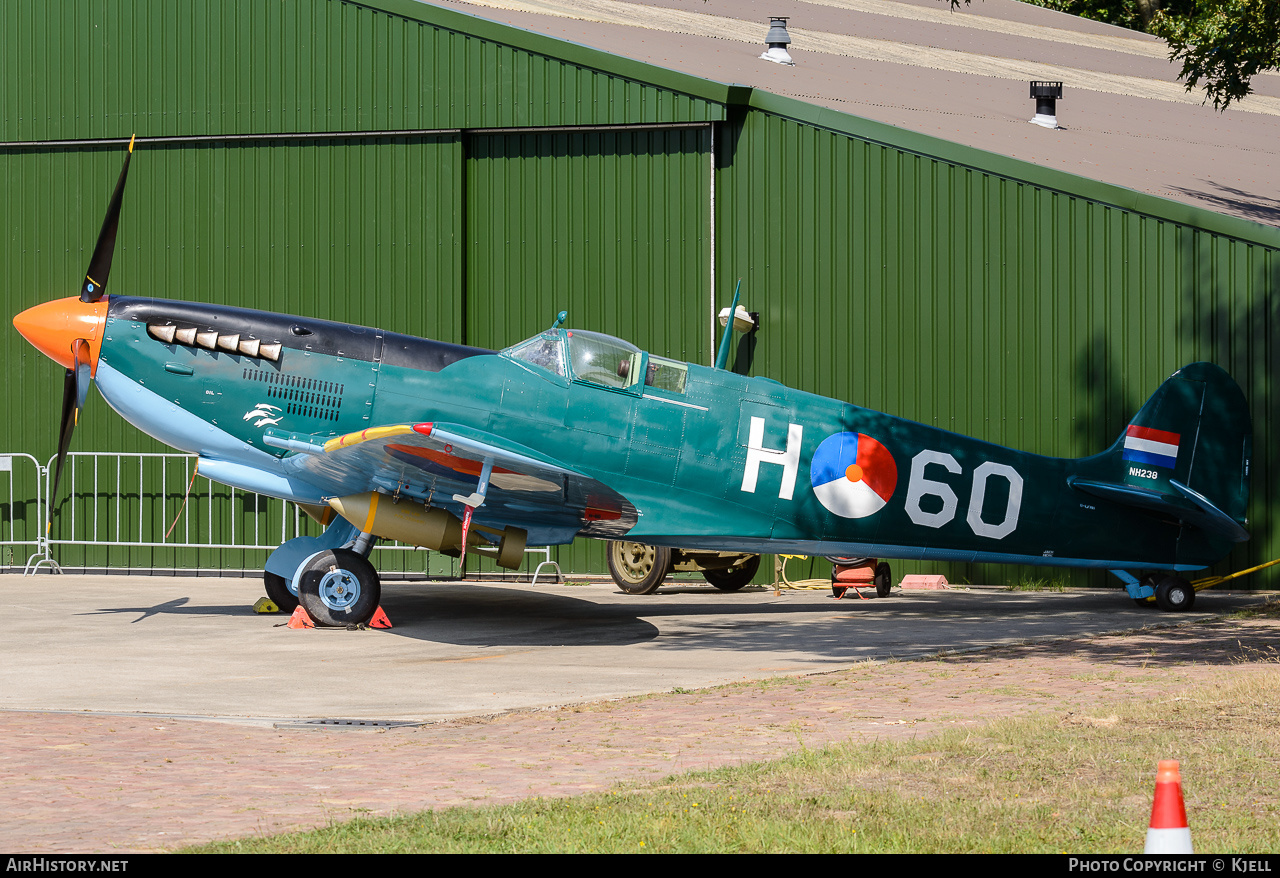 Aircraft Photo of NH238 / G-LFMH / H-60 | Supermarine Spitfire (replica) | Netherlands - Air Force | AirHistory.net #163350