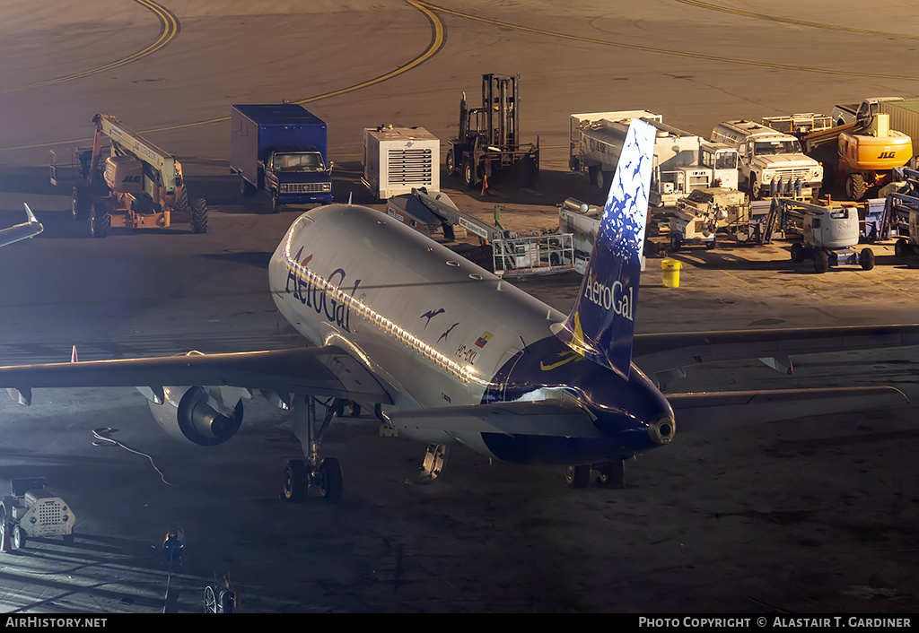 Aircraft Photo of HC-CKL | Airbus A319-112 | AeroGal | AirHistory.net #163372