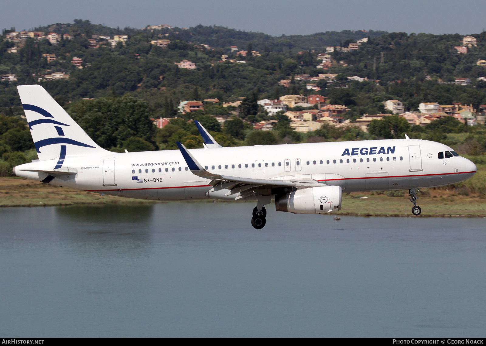 Aircraft Photo of SX-DNE | Airbus A320-232 | Aegean Airlines | AirHistory.net #163523