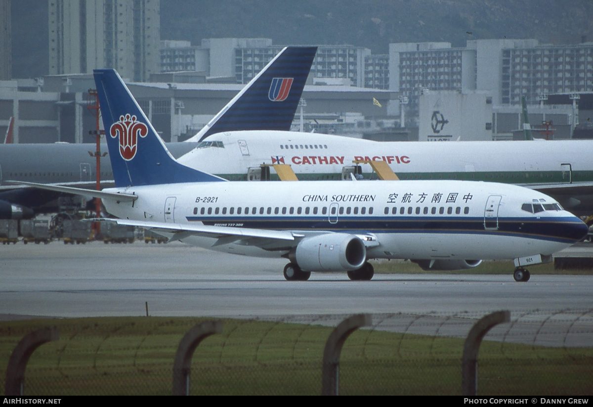 Aircraft Photo of B-2921 | Boeing 737-3Q8 | China Southern Airlines | AirHistory.net #163525