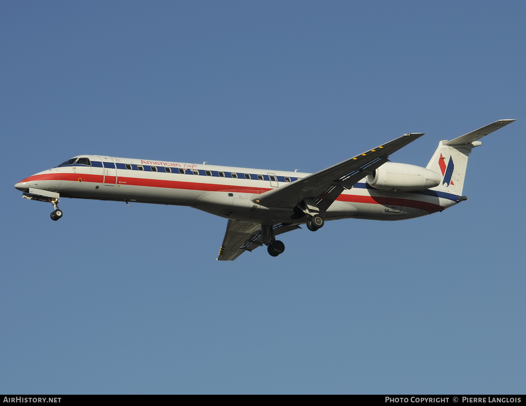 Aircraft Photo of N686AE | Embraer ERJ-145LR (EMB-145LR) | American Eagle | AirHistory.net #163578