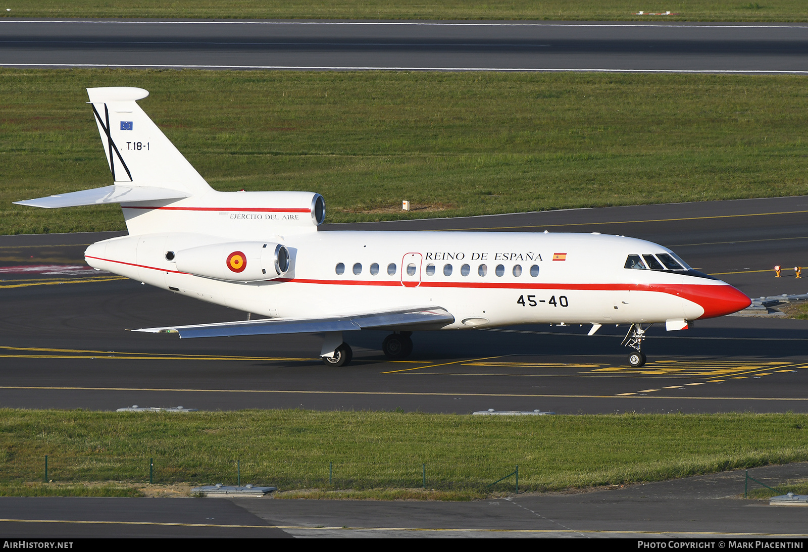 Aircraft Photo of T.18-1 | Dassault Falcon 900B | Spain - Air Force | AirHistory.net #163671